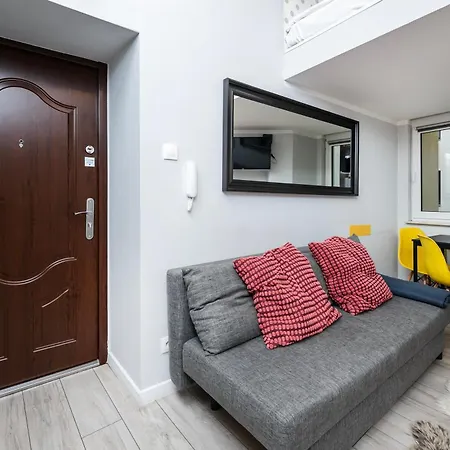 Manufaktura By Bookinghost * Łódź