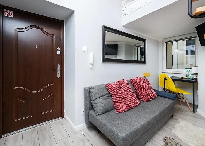 Manufaktura By Bookinghost * Łódź