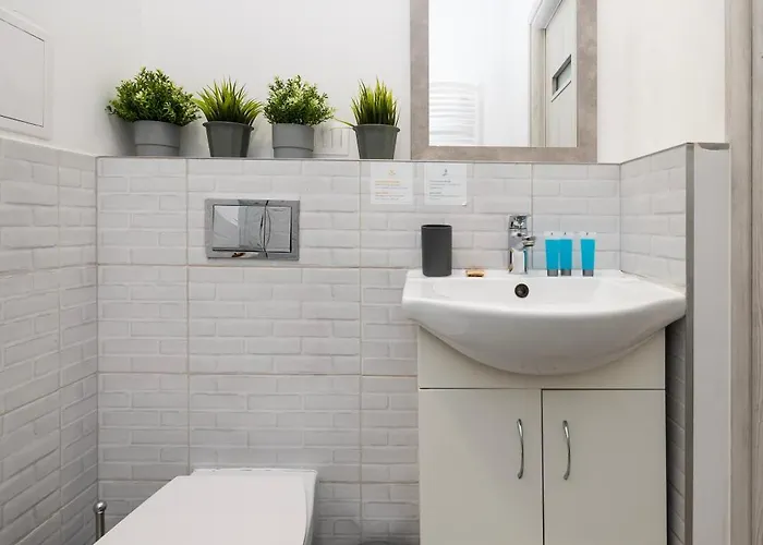 Manufaktura By Bookinghost Łódź