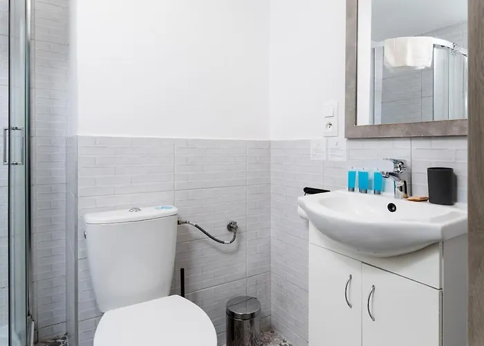 Manufaktura By Bookinghost